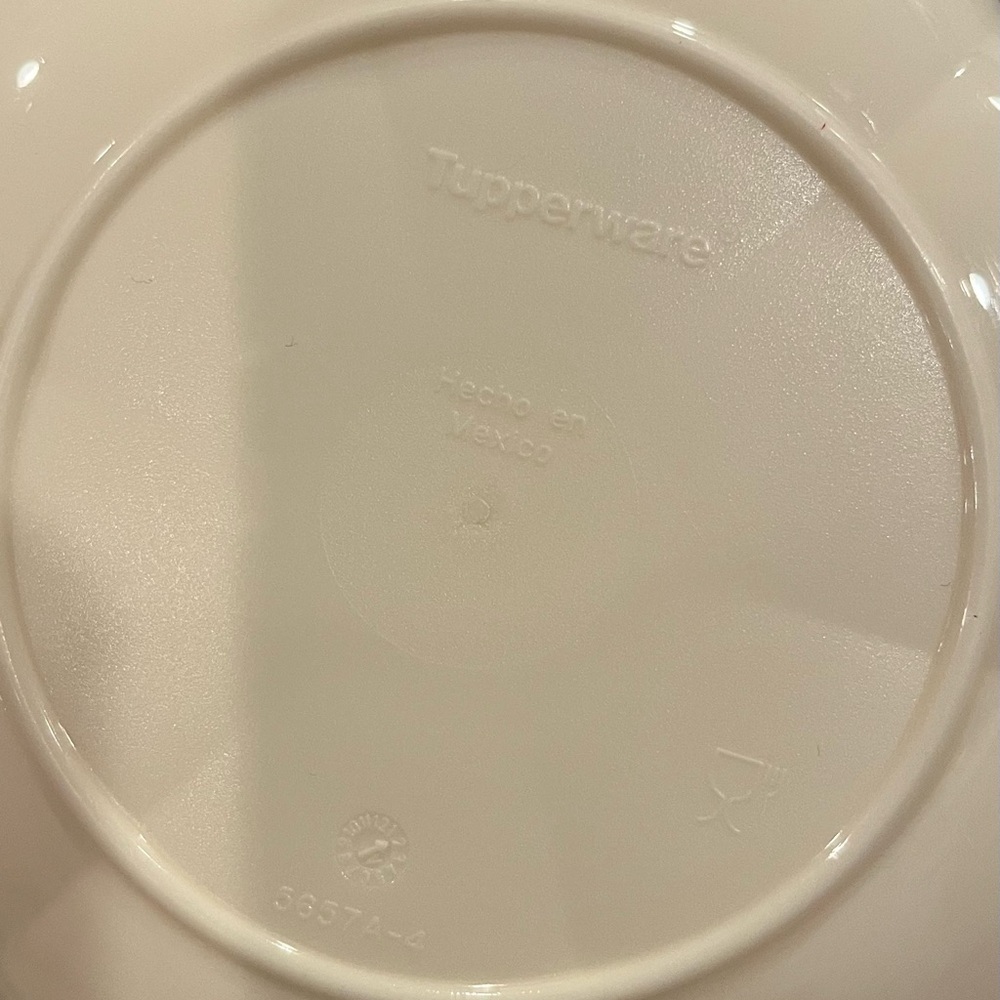 🧄 Tupperware Garlic Keeper 🧄 - Picture 7 of 7